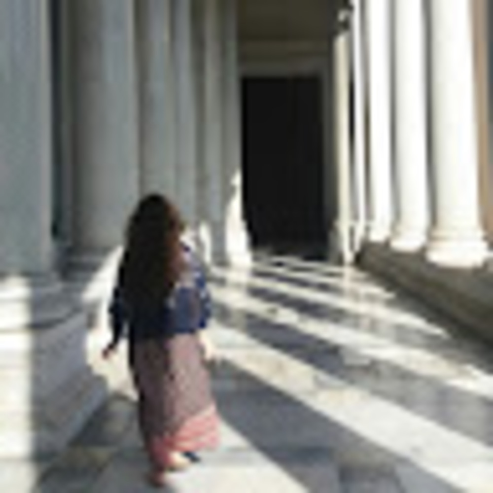 Meet your Posher, Laura